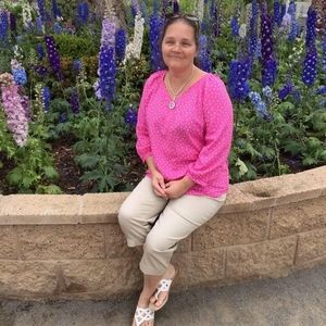 Meet your Posher, Lisa